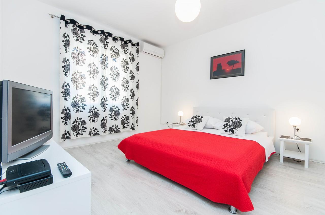 Fifi Apartment W. Parking In Old Town Задар Экстерьер фото